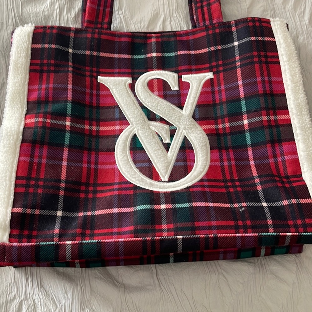 Victoria’s Secret Tote